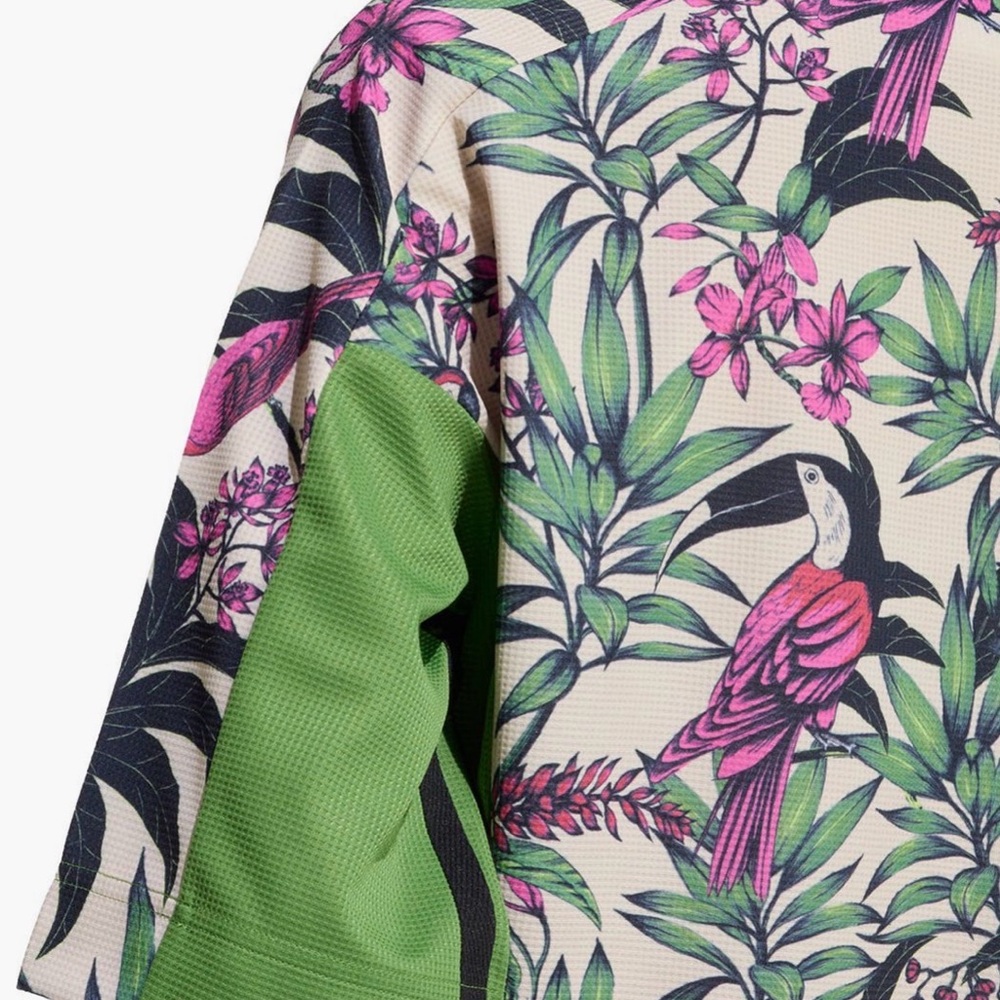 NWT adidas Women's x FARM Rio Premium T-Shirt Green/White/Pink Sz M - Picture 8 of 10